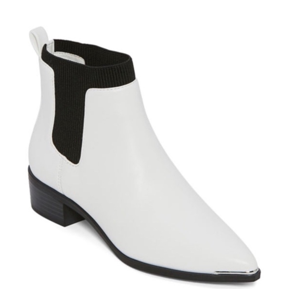 White Worthington Booties  Size 8M